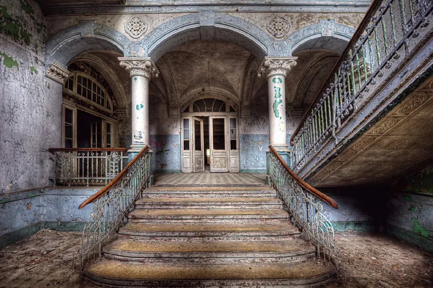 Poster Abandoned Entrance, Nr. 53